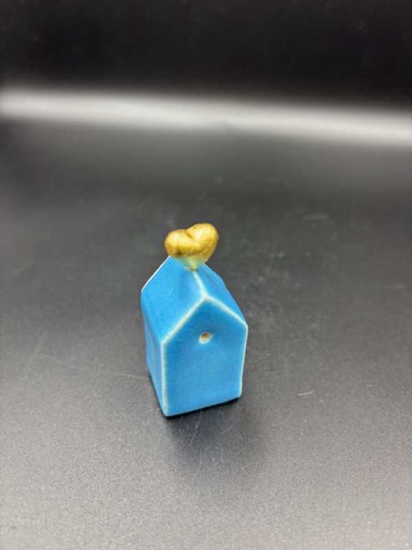 Mini fuglehus turkist med hjerte i gull